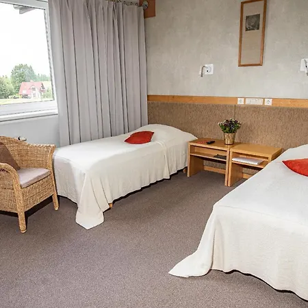 Sanvilla Szálloda 4*